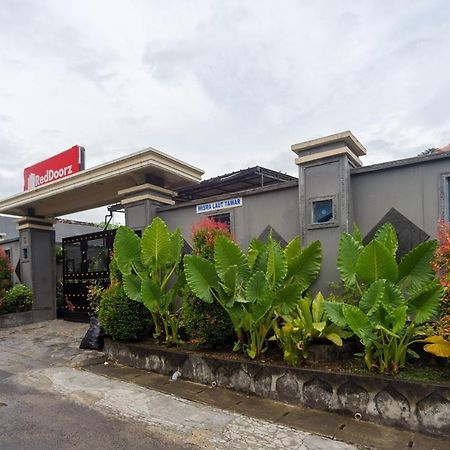 Hotel Reddoorz Syariah Near Rs Advent Bandar Lampung Exterior foto