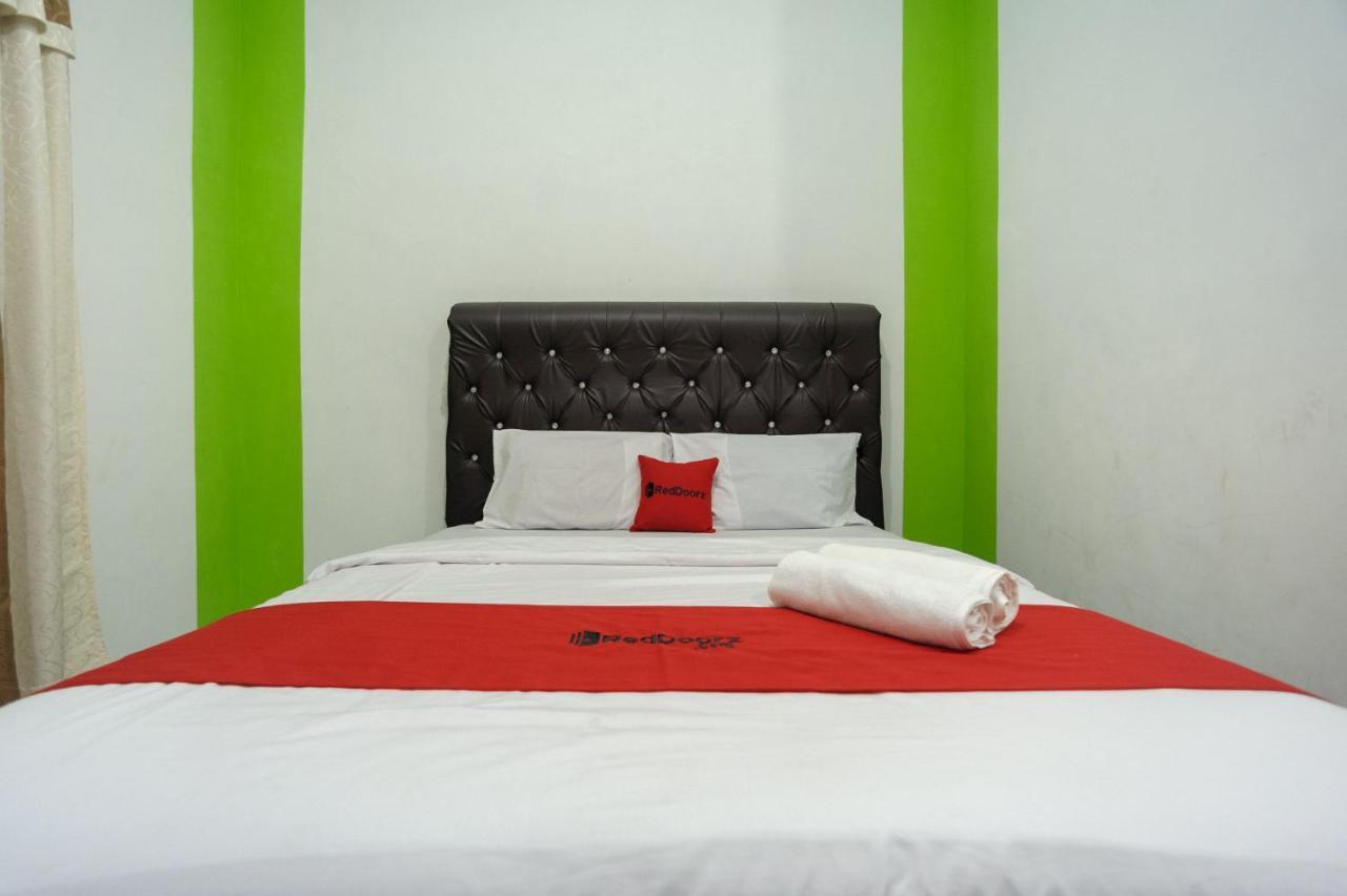 Hotel Reddoorz Syariah Near Rs Advent Bandar Lampung Exterior foto