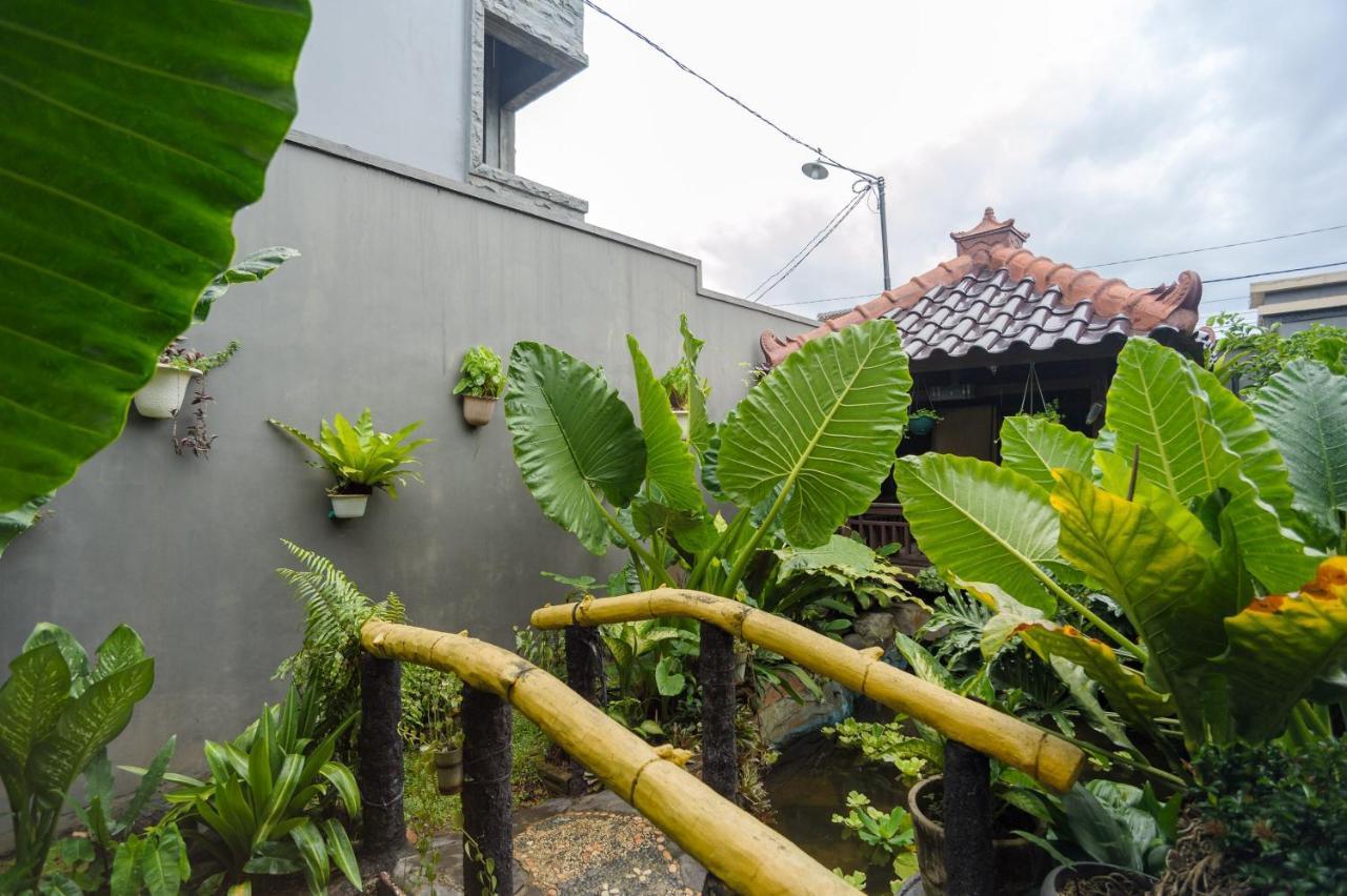 Hotel Reddoorz Syariah Near Rs Advent Bandar Lampung Exterior foto